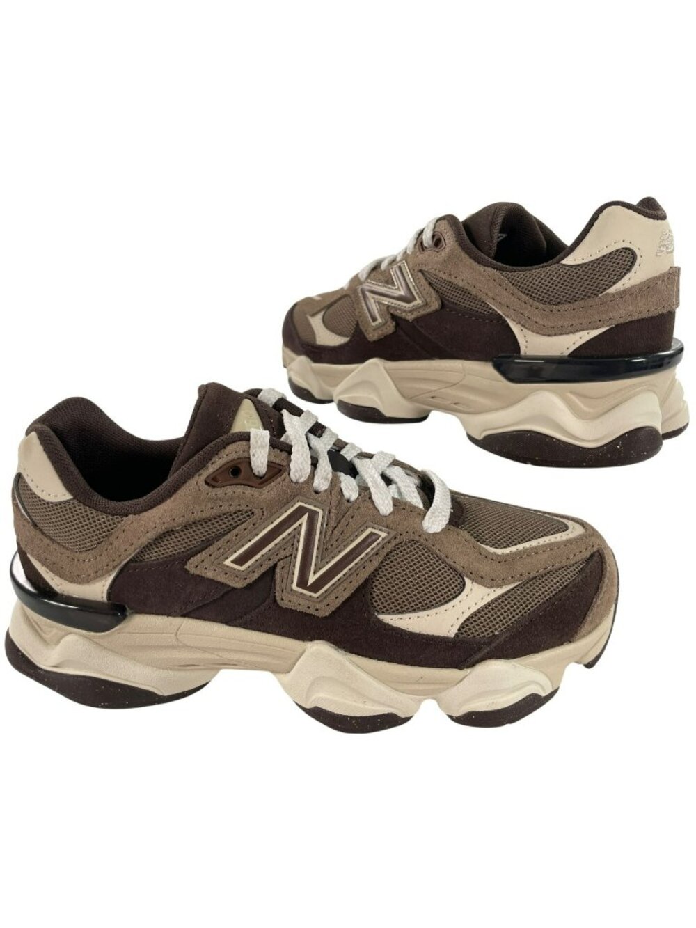 New Balance 9060 Boys Sneakers Running Brown & Beige Suede Lace-Up Size 4.5 NEW